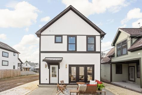 230 Iowa Street Indianapolis IN 46225