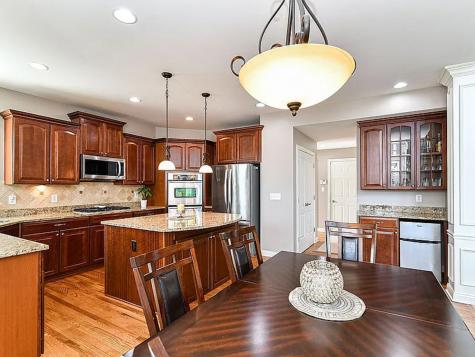 2801 Brookline Court Zionsville IN 46077