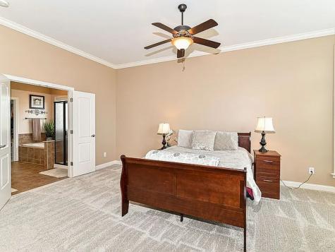 2801 Brookline Court Zionsville IN 46077