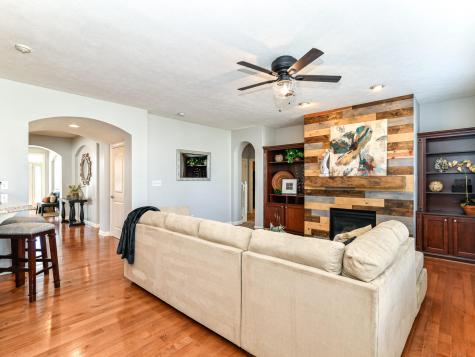 6096 Eagles Nest Boulevard Zionsville IN 46077