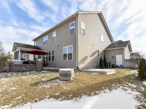 6096 Eagles Nest Boulevard Zionsville IN 46077