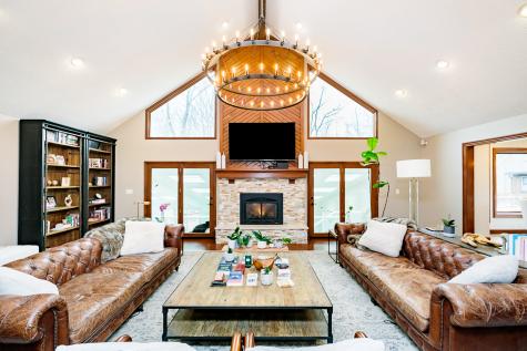 8585 Crown Point Road Indianapolis IN 46278