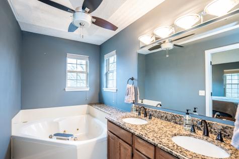 6560 Jonathan Court Avon IN 46123
