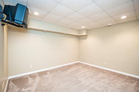 6560 Jonathan Court Avon IN 46123