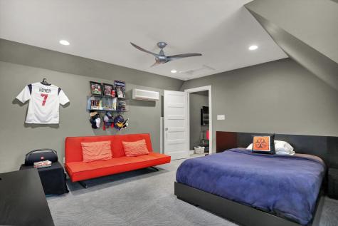 9158 Admirals Pointe Court Indianapolis IN 46236