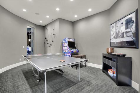 9158 Admirals Pointe Court Indianapolis IN 46236